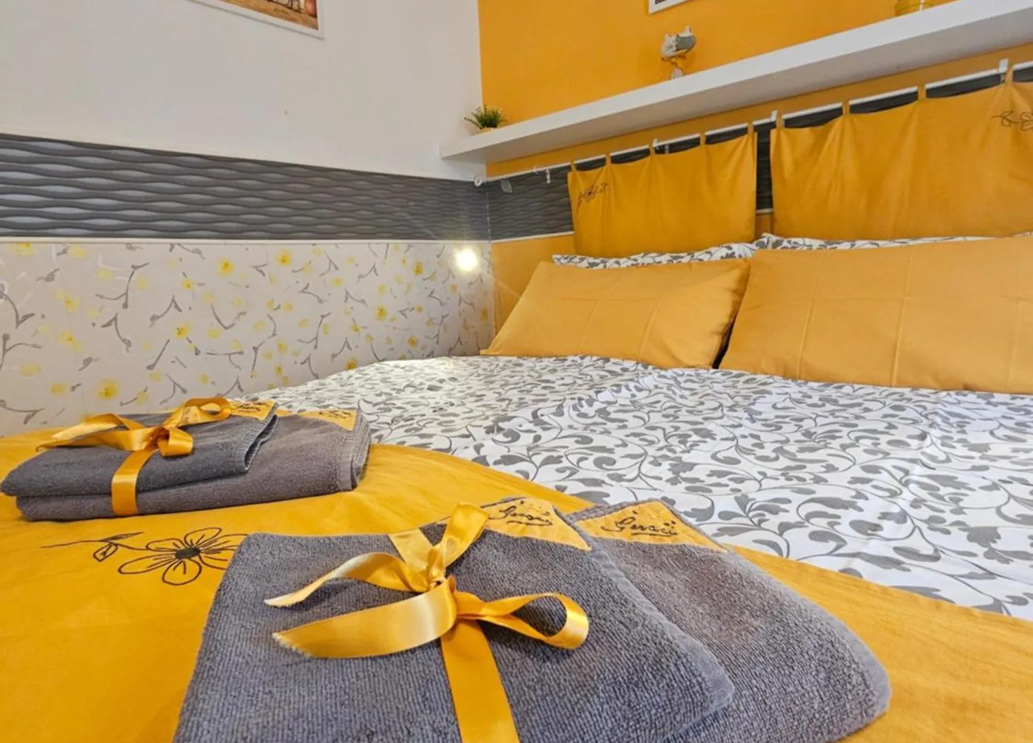 Lovely Flat Geraci Apartment Naples 0*,  Italy
